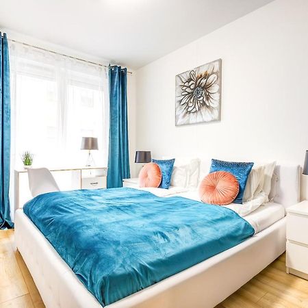 Modern Apartment With Free Garage And Balcony In The Downtown Budapest Exterior photo